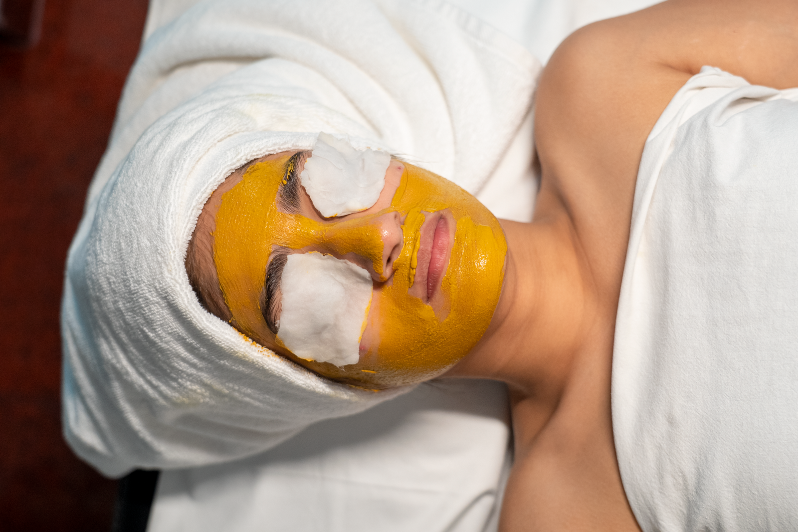 Ayurvedic Facial Treatment in Bangalore for Natural Skin Glow